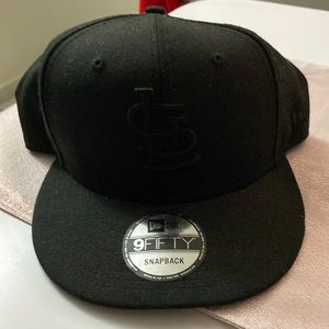 🔥ST.LOUIS BASEBALL BLACK SNAPBACK HAT🔥